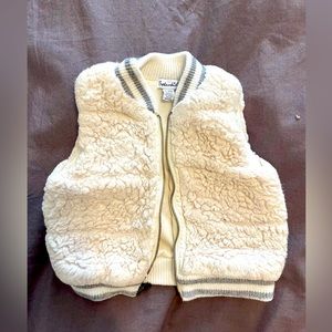 Splendid infant faux fir vest, size 12-18 months